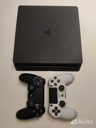 Sony PS4 Slim