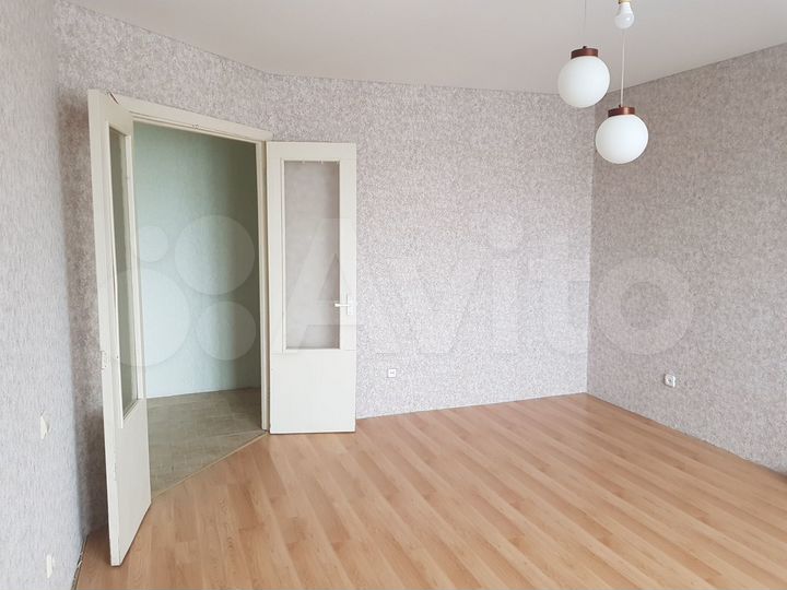 2-к. квартира, 62 м², 8/10 эт.