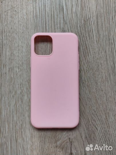 Чехлы на телефон iPhone 11 и 11 pro
