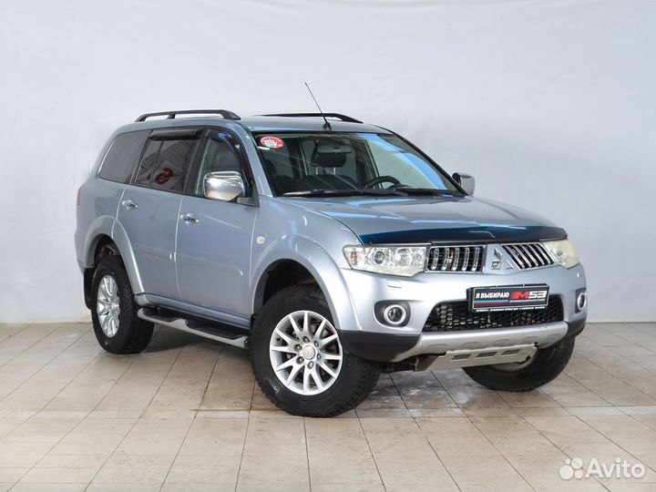 Mitsubishi Pajero Sport 2.5 AT, 2011, 289 510 км