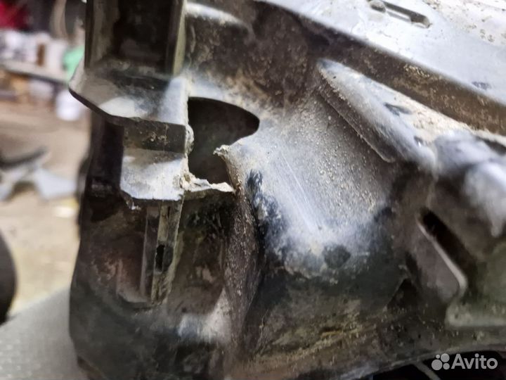 Фара на hyundai solaris 2016