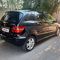 Mercedes-Benz B-класс 2.0 CVT, 2005, 268 400 км, с пробегом, цена 740 000 руб.