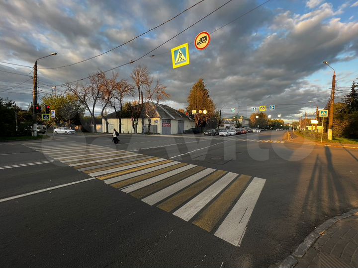 Свободного назначения, 300 м²