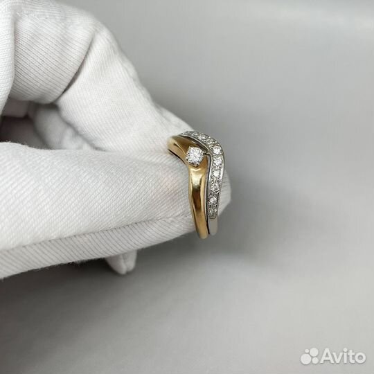 Золотое кольцо с бриллиантами 0,26Ct 585