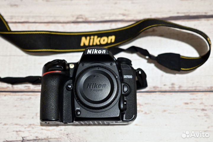 Nikon d7500