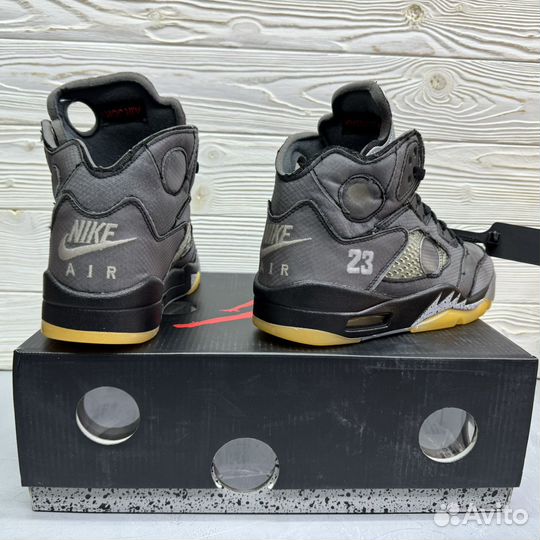 Nike air jordan 5 off white