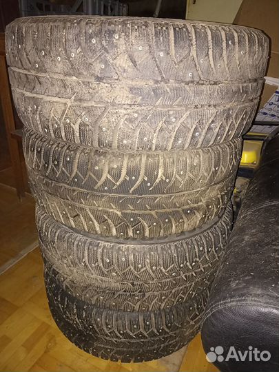 Bridgestone Ice Cruiser 7000 2.25/50 R17