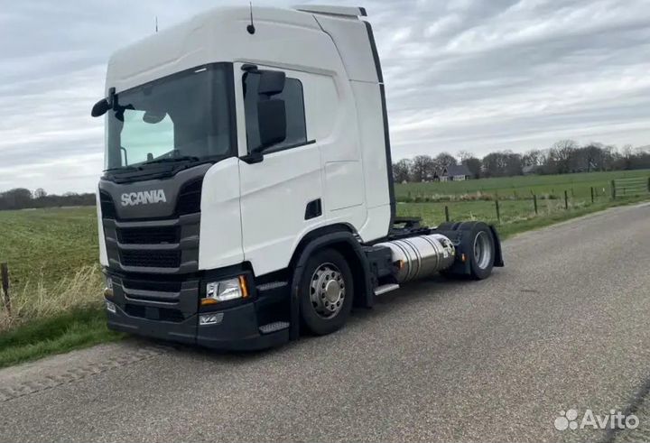 Pазбираем грузовик Scania 6 series с 2016