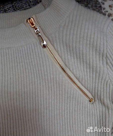 Лонгслив для девушки в рубчик