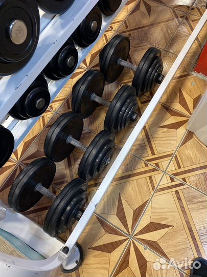 Продам гантели