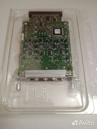 Модуль Cisco VIC3-4FXS/DID
