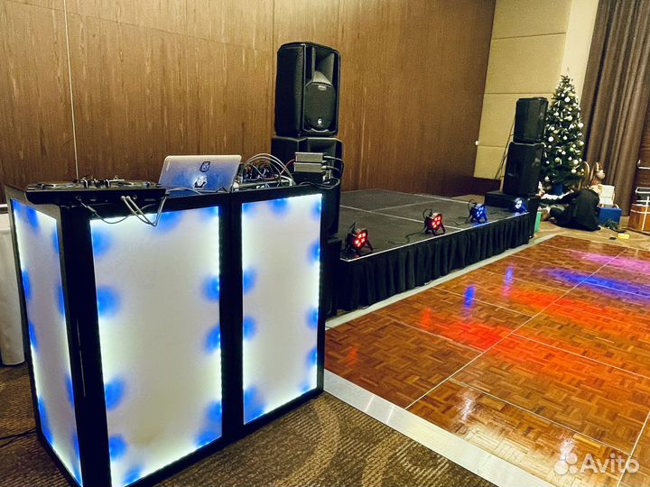 Диджей, Dj,звук,свет,плазма,саксофон,проектор