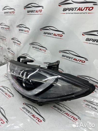 Фара передняя левая Hyundai Elantra 1 2015-2019