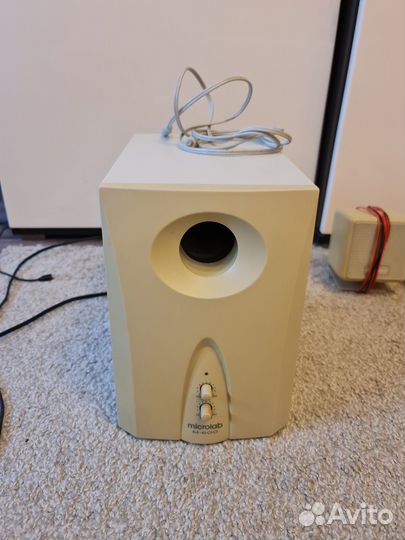 Колонки для компьютера Microlab M600 2.1