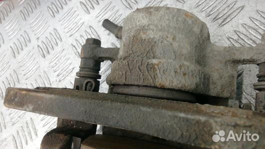 Суппорт тормозной задний левый KIA sorento 2, Номер 582102P700, 583102PA70 (1AD04MA01)