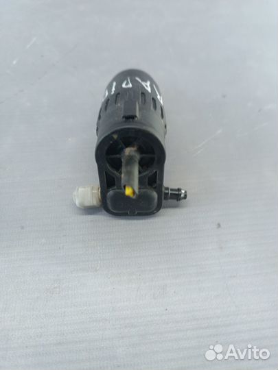 Насос омывателя Skoda Rapid