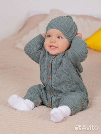 Комбинезон с шапочкой на весну