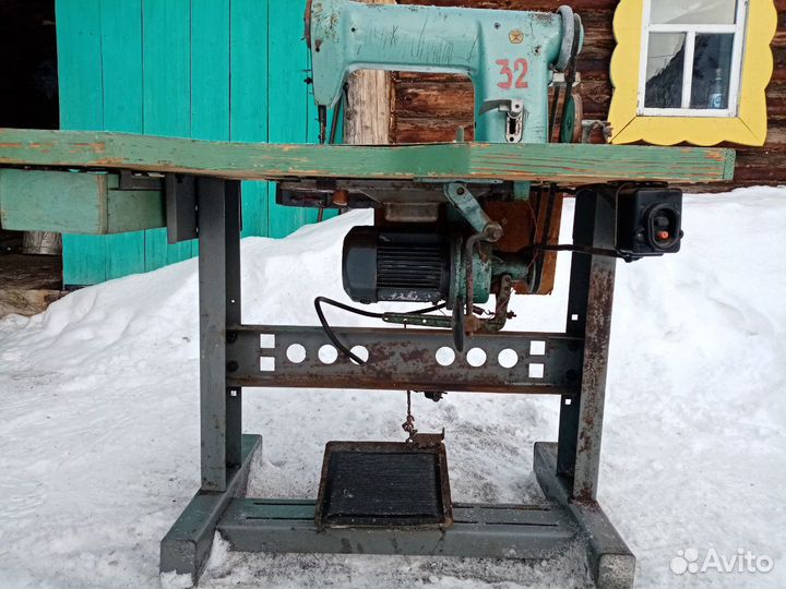 Швейный станок