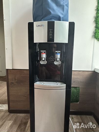 Кулер для воды