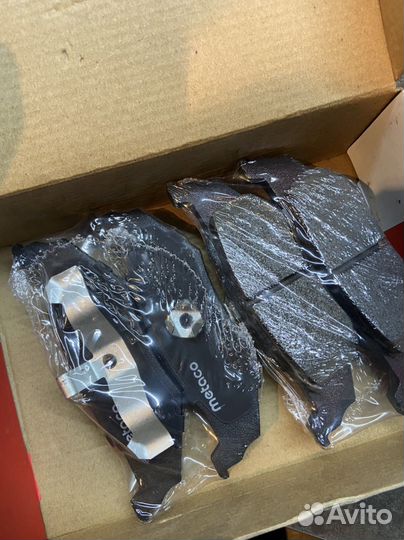 Тормозные колодки chrysler,Dodge.4762669