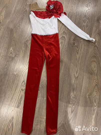 Комбинезон для художественной гимнастики