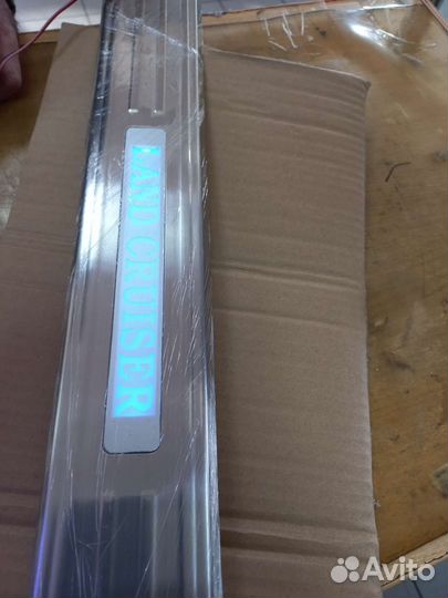 Накладки на дверные пороги Land cruiser 200