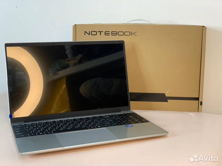 Ноутбук новый
