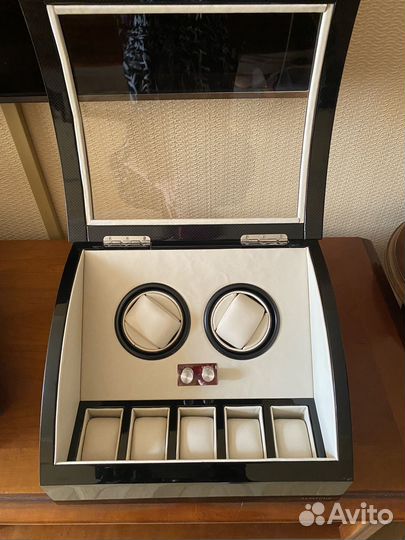 Шкатулка для часов с автоподзаводом Altitude