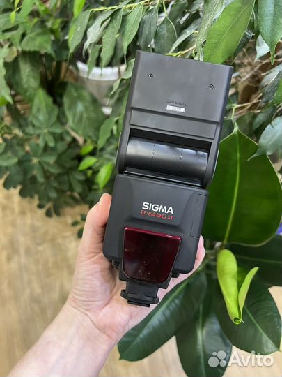 Вспышка Sigma EF-610 DG ST для Canon