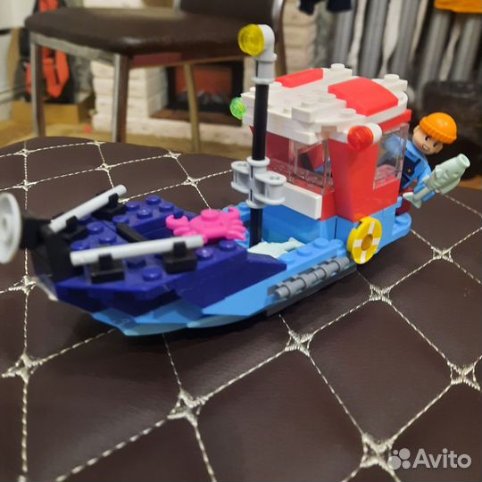 Лего лодка Магнитополис