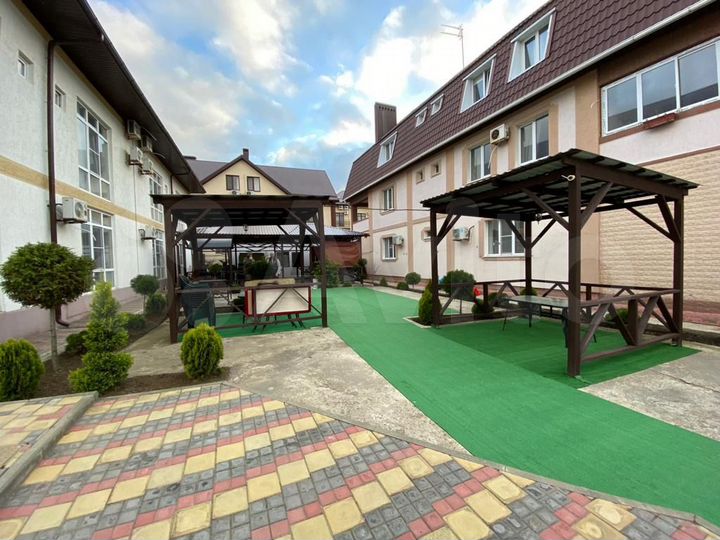 Гостиница, 700 м²