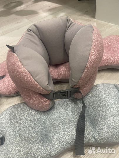 Подушка для шеи дорожная