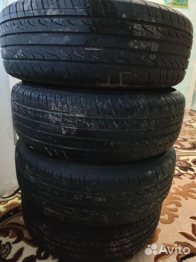 Летняя резина и литые диски Ford Fusion