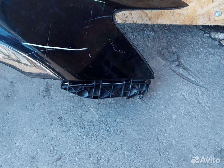 Крыло переднее правое Lexus Is 2 2005-2008