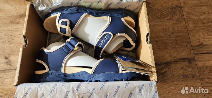 Сандалии для девочки Lassie 32