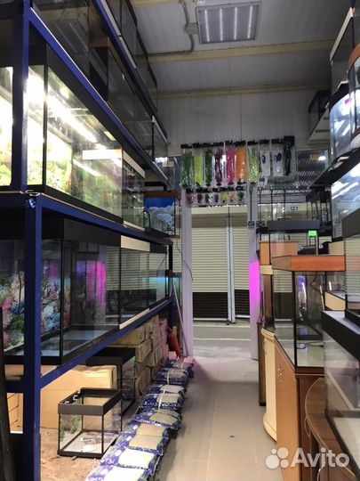 Аквариумы и террариумы со склада производителя