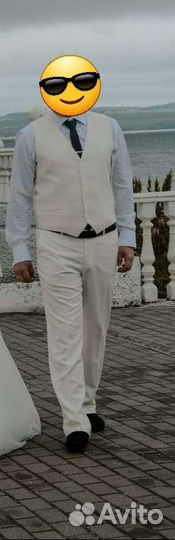 Костюм