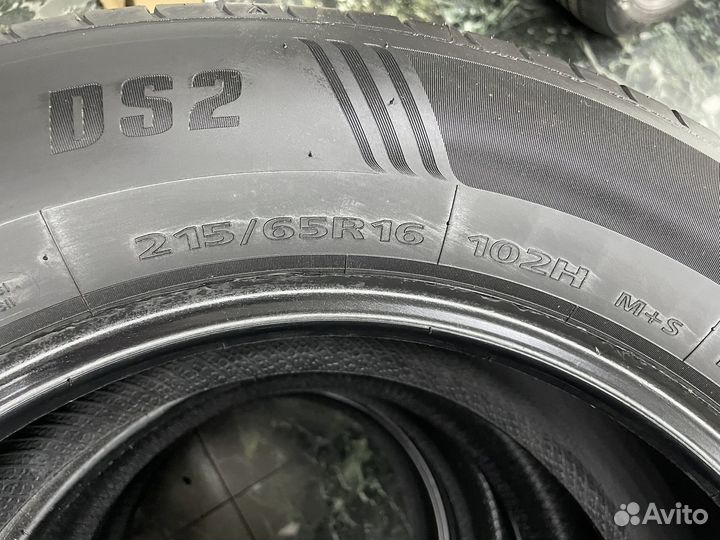 Delinte DS2 215/65 R16 102H