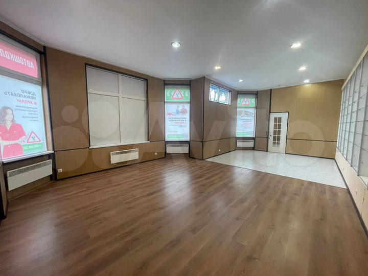 Свободного назначения, 70 м²