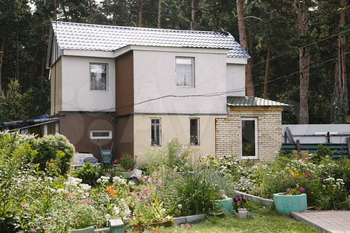 Дом 90 м² на участке 5 сот.