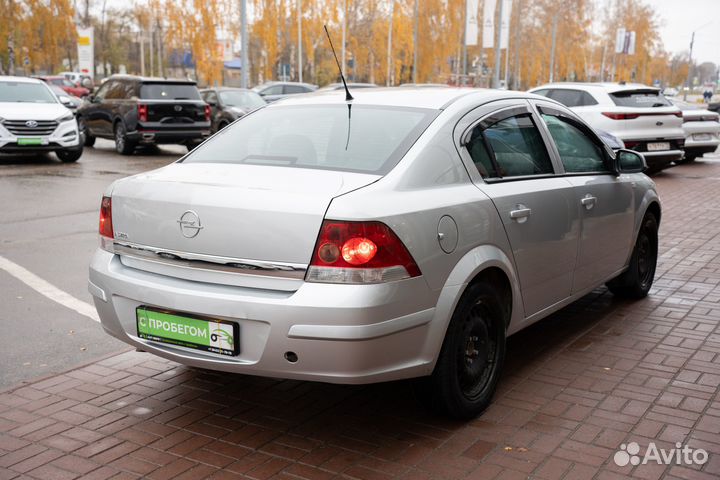 Opel Astra 1.8 МТ, 2010, 57 445 км
