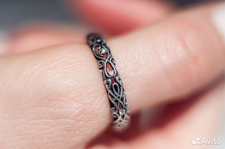 Обручальные парные кольца в белом золоте