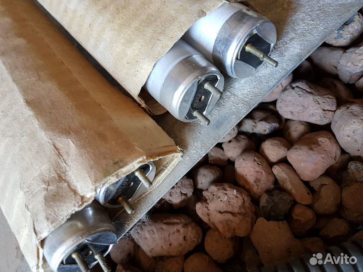 Люминесцентная трубчатая лампа лд20-2