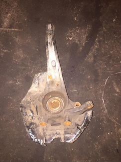 Кулак поворотный правый Hyundai Sonata, V (NF)