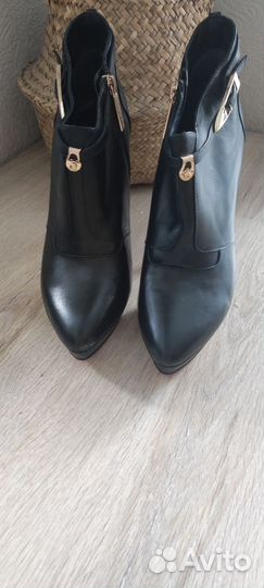 Ботильоны кожаные 39 размер