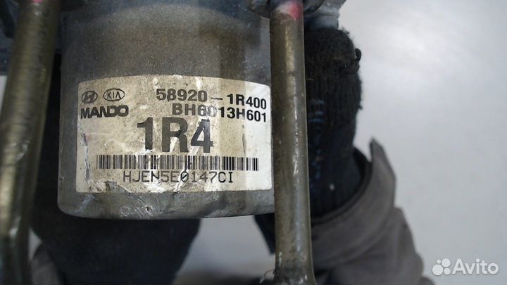 Блок абс, насос Hyundai Accent (Solaris), 2013