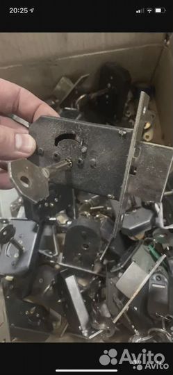 Замок дверной, гаражный, навесной, черепаха много