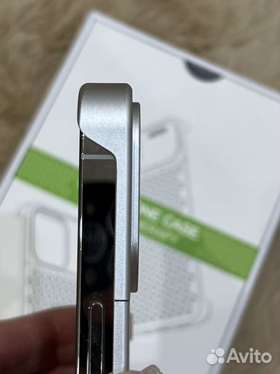 Алюминиевый чехол на iPhone 13 Pro