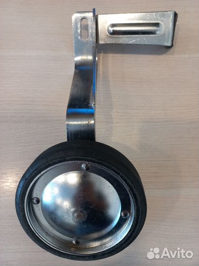 Колесо боковое (одно правое) для велосипеда d-20