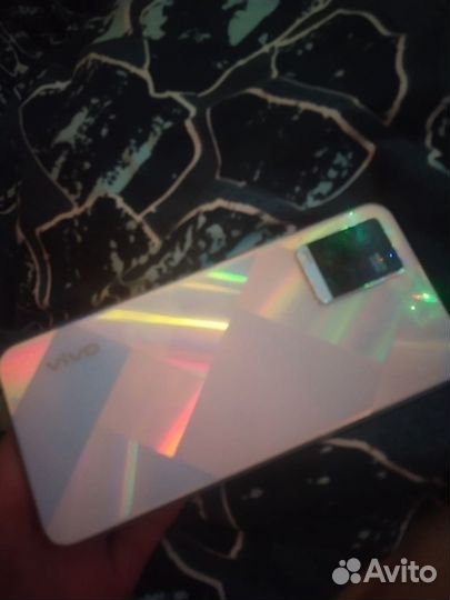 vivo V21, 8/128 ГБ